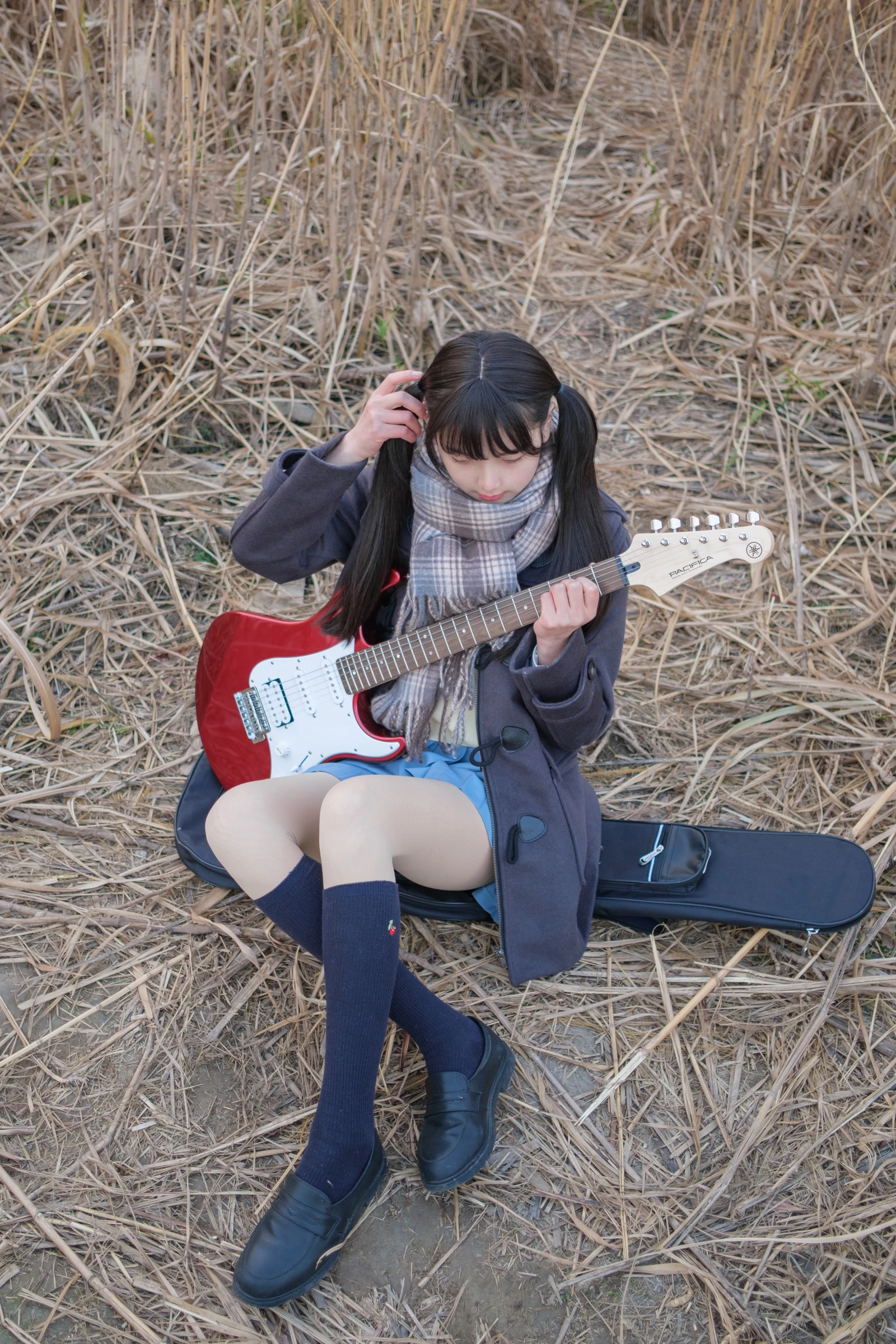 柴系小乖(稚乖画册)---赤西夜夜-吉他少女-[83P1V-1.53GB]-9.webp